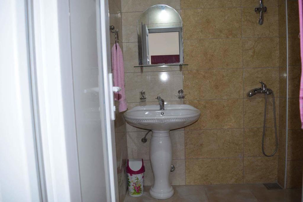 Leli Apartments 乌尔齐尼 外观 照片